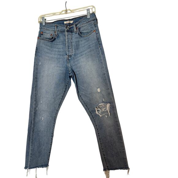 Levi’s Wedgie Skinny High Rise Distressed Jeans Raw Hem Women’s Size 29 - Picture 1 of 6